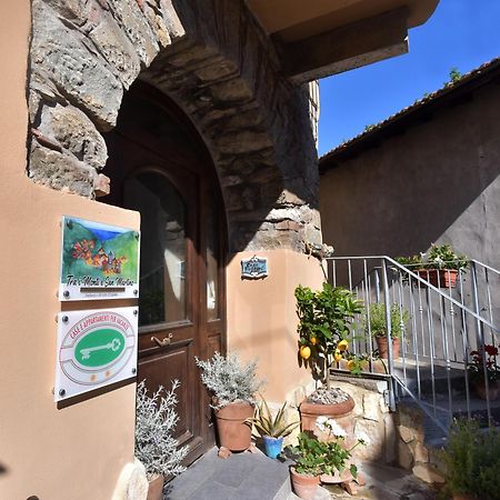 Casa Vacanze Tra I Monti E San Martino Biassa ภายนอก รูปภาพ