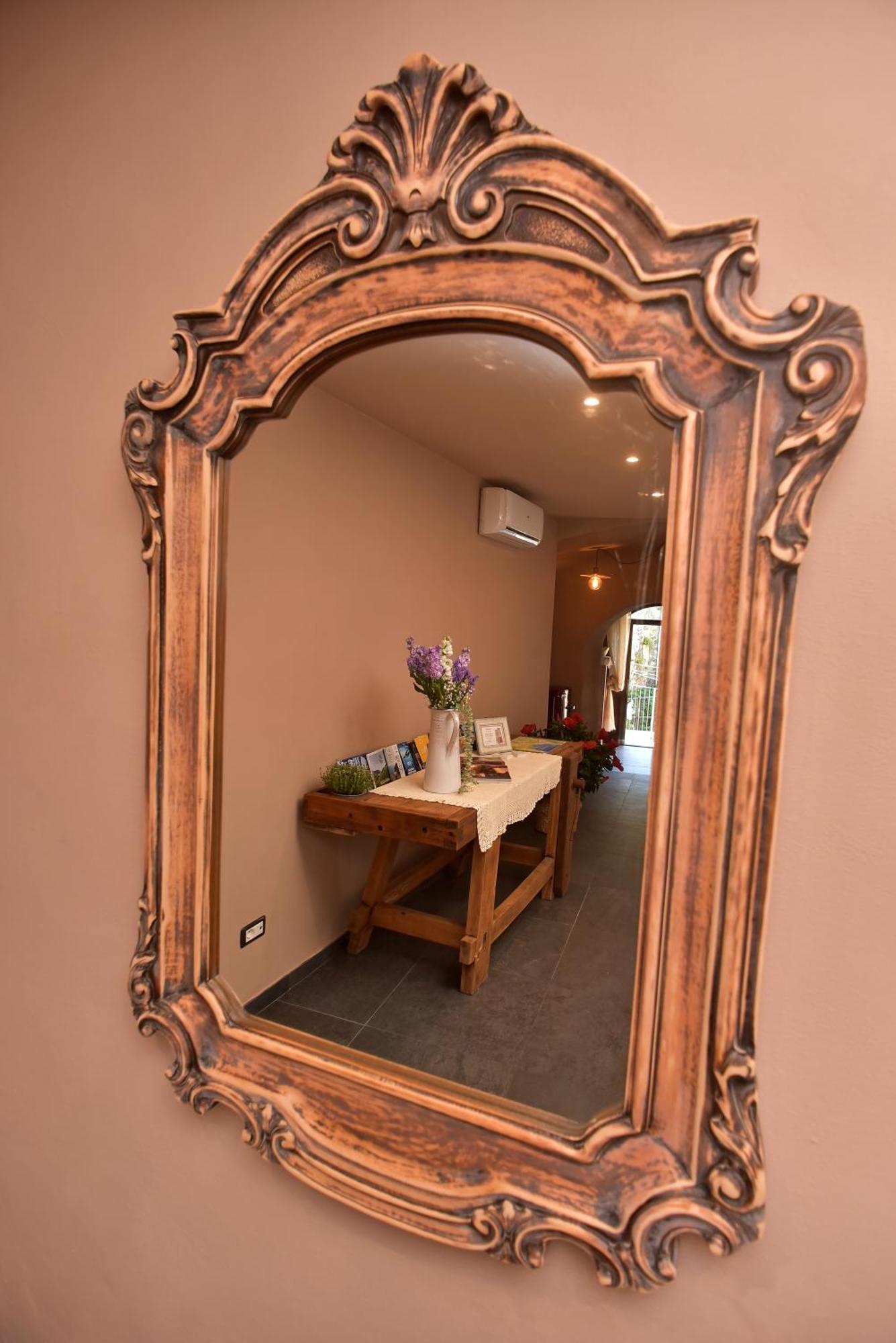 Casa Vacanze Tra I Monti E San Martino Biassa ภายนอก รูปภาพ