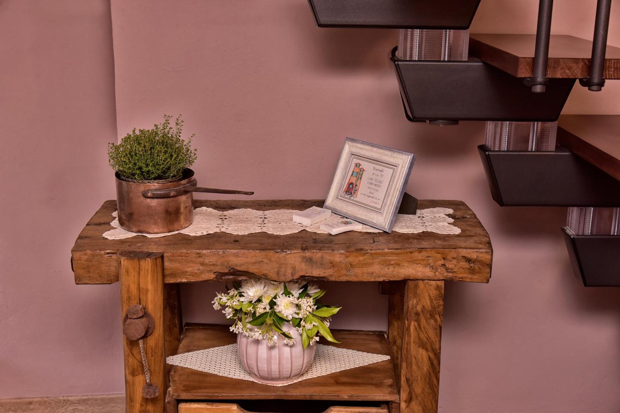 Casa Vacanze Tra I Monti E San Martino Biassa ภายนอก รูปภาพ